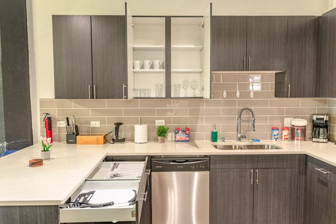 Ideal 3Br Business Or Leisure Rental In Chicago Fully Stocked Kitchen & Fast Internet With Optional Parking Near Soldier Field, Grant Park & Mccormick Place 시카고 외부 사진